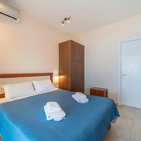 Lido Paradise Corfu Apartment *